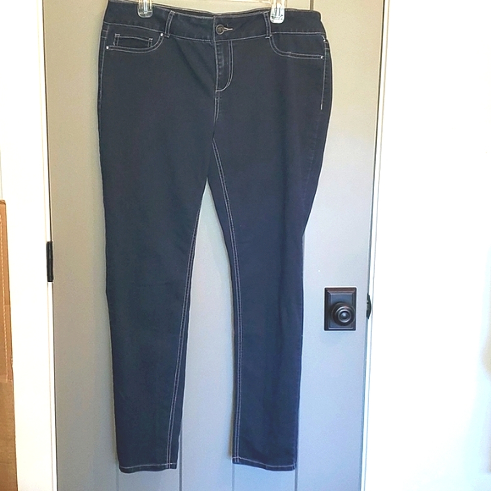 NEW $70 Maurice dark ladies jeans. Sz XL $70 NEW